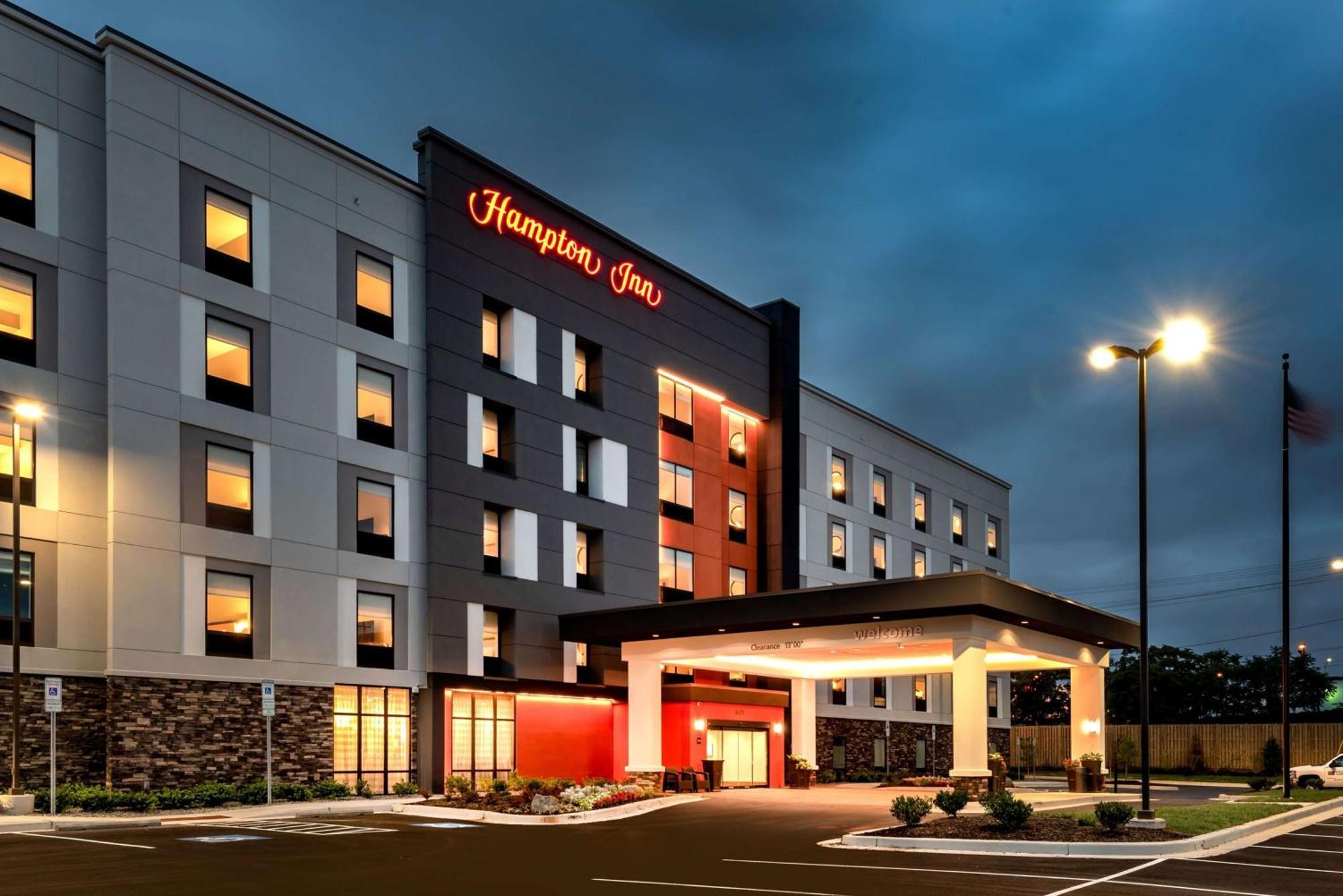 Hampton Inn Baltimore Bayview Campus Eksteriør billede