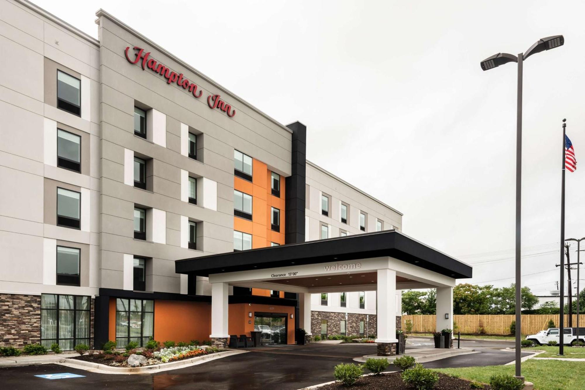 Hampton Inn Baltimore Bayview Campus Eksteriør billede